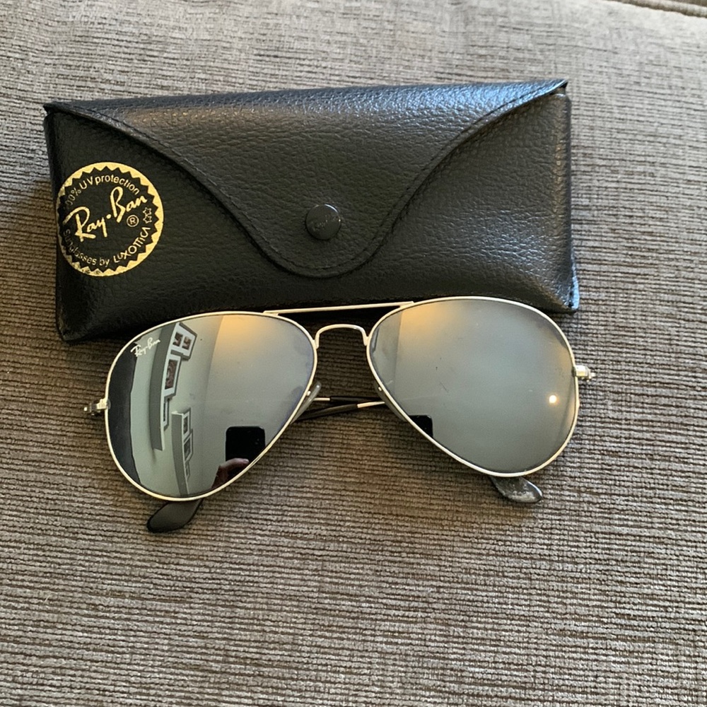 Ray ban aviator sunglasses